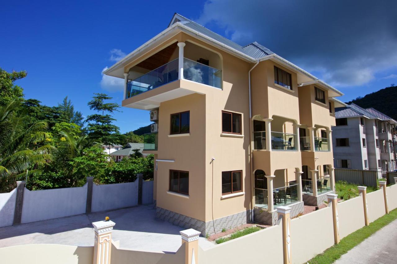 Stone Self Catering Apartment Grand Anse  Extérieur photo