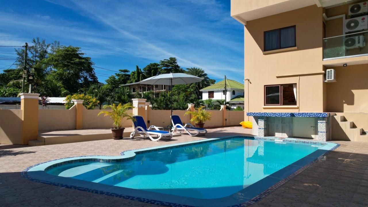 Stone Self Catering Apartment Grand Anse  Extérieur photo