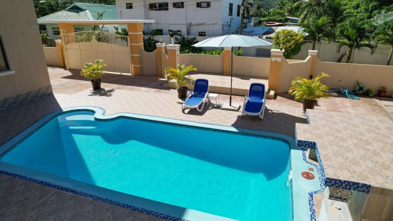 Stone Self Catering Apartment Grand Anse  Extérieur photo