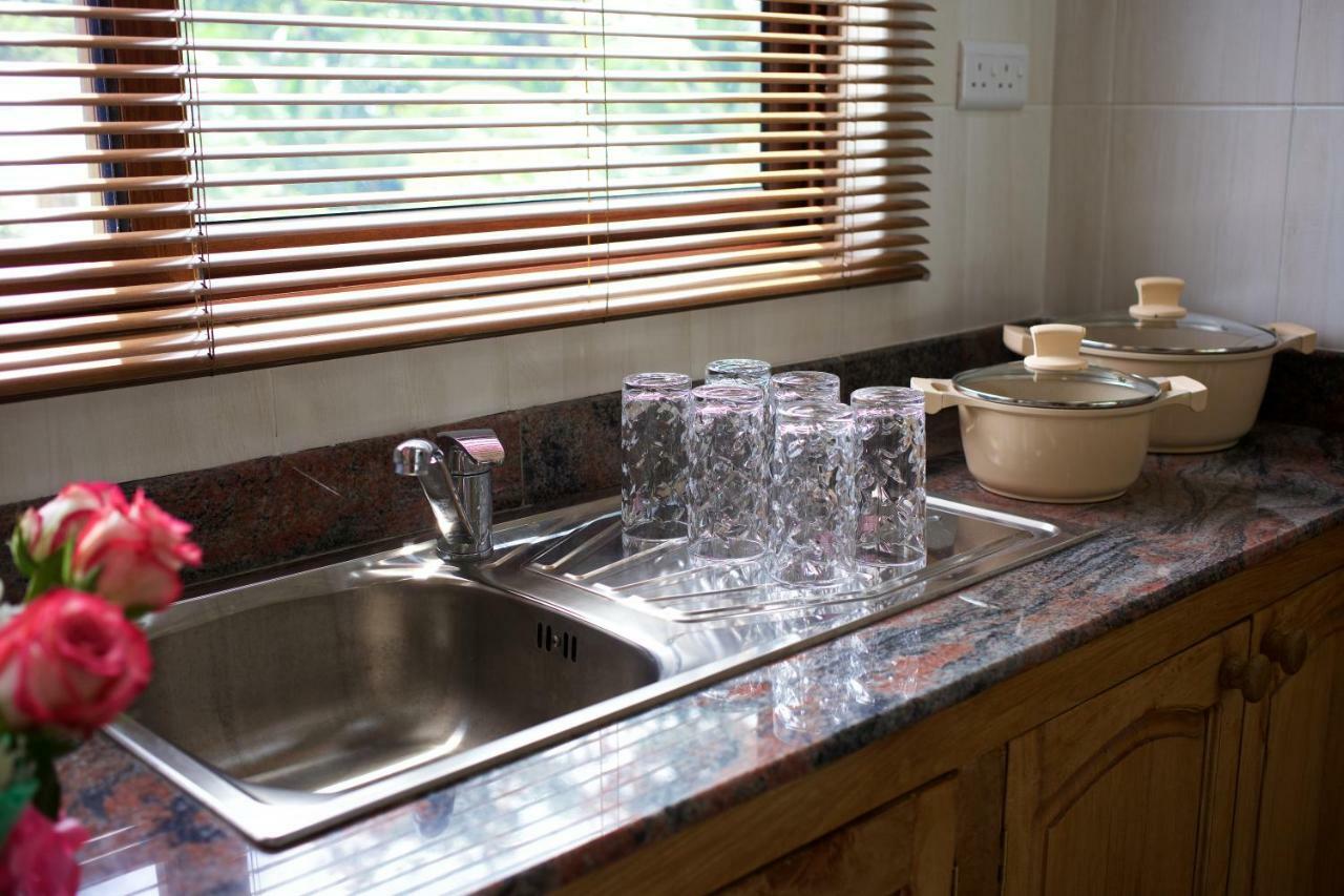 Stone Self Catering Apartment Grand Anse  Extérieur photo